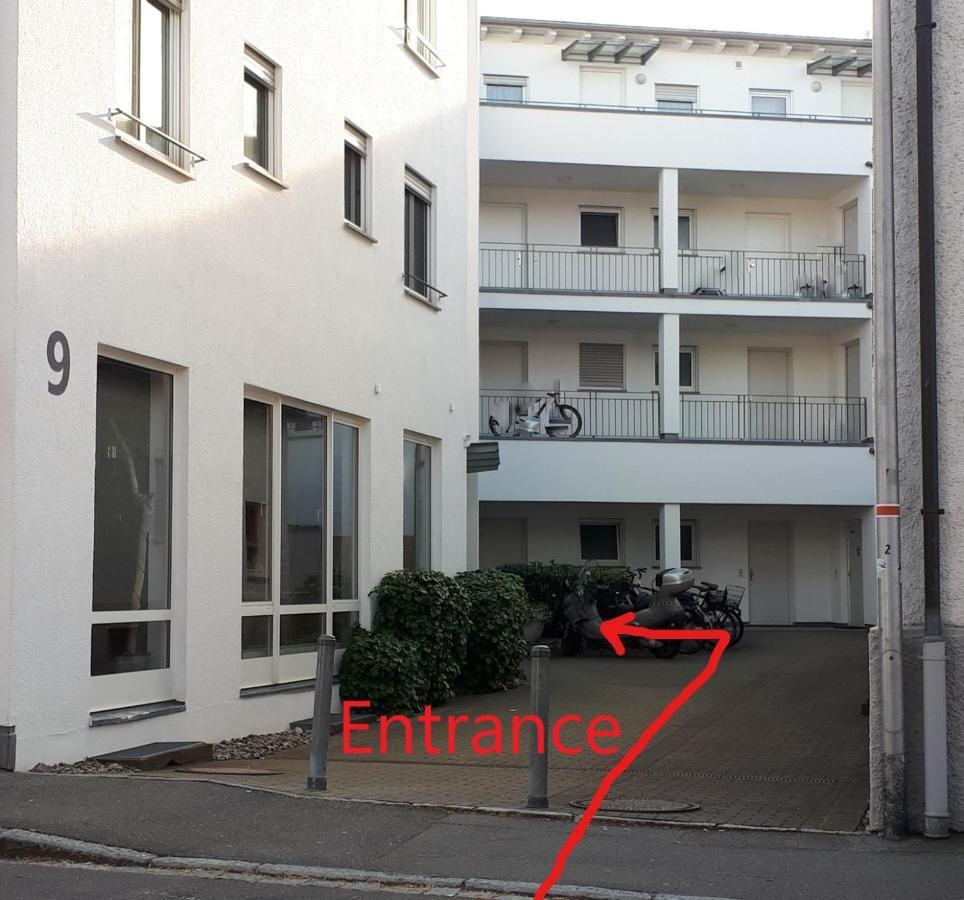 Gute Laune Mit Terrasse Und Garten Zentral FDH Εξωτερικό φωτογραφία